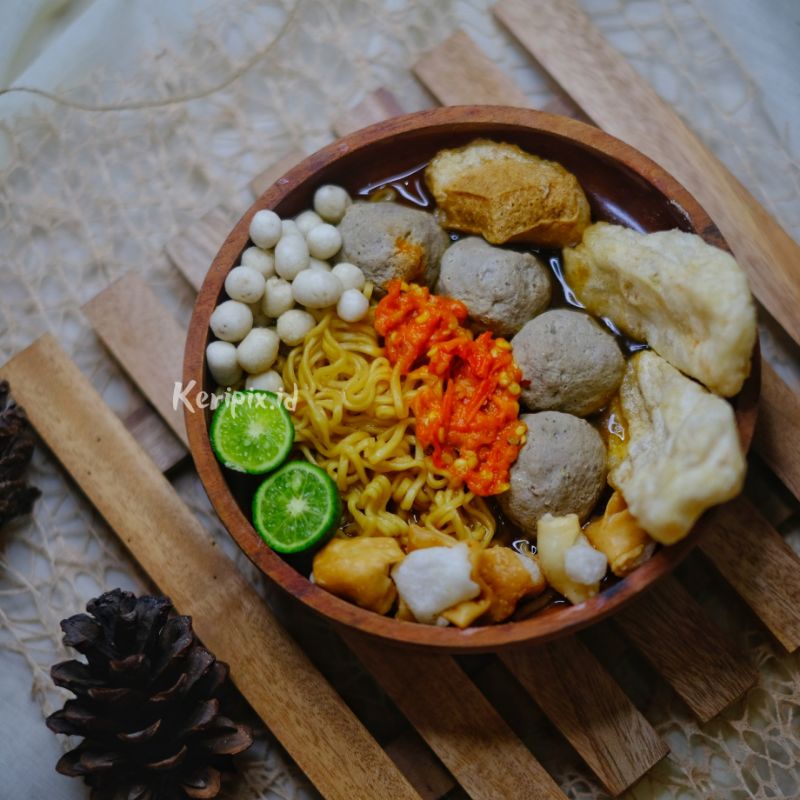 

Baso Ikan Sambal Matah | Keripix.id