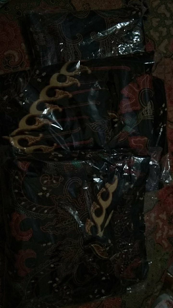 Batik Couple Keluarga Sania Ruffle Ori Ndoro Kupu Coklat Dan Kupu Kuning