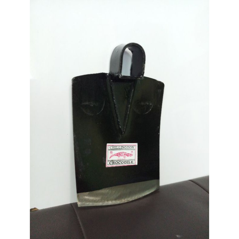 CANGKUL CORDELA atau PACUL TANPA GAGANG