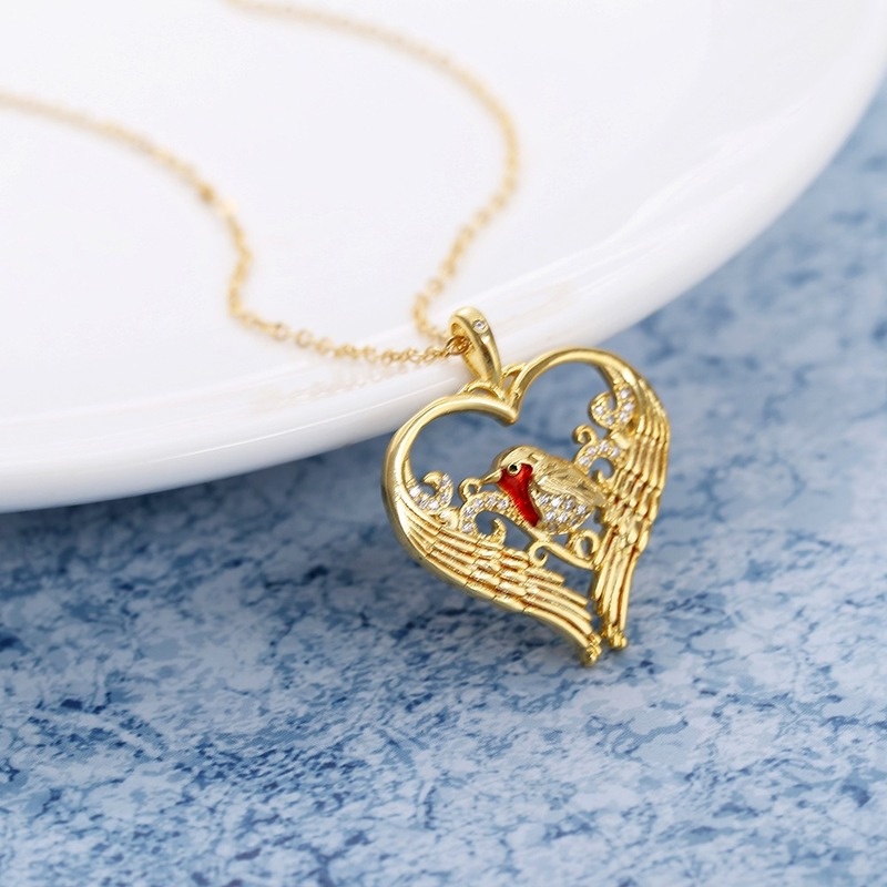 [Ready Stock]Fashion Creative Gold-Plated Bird Heart-Shaped Pendant Necklace