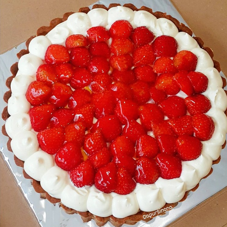 

Strawberry Tartlet / Fruit Tart / Pie Buah Strawberry