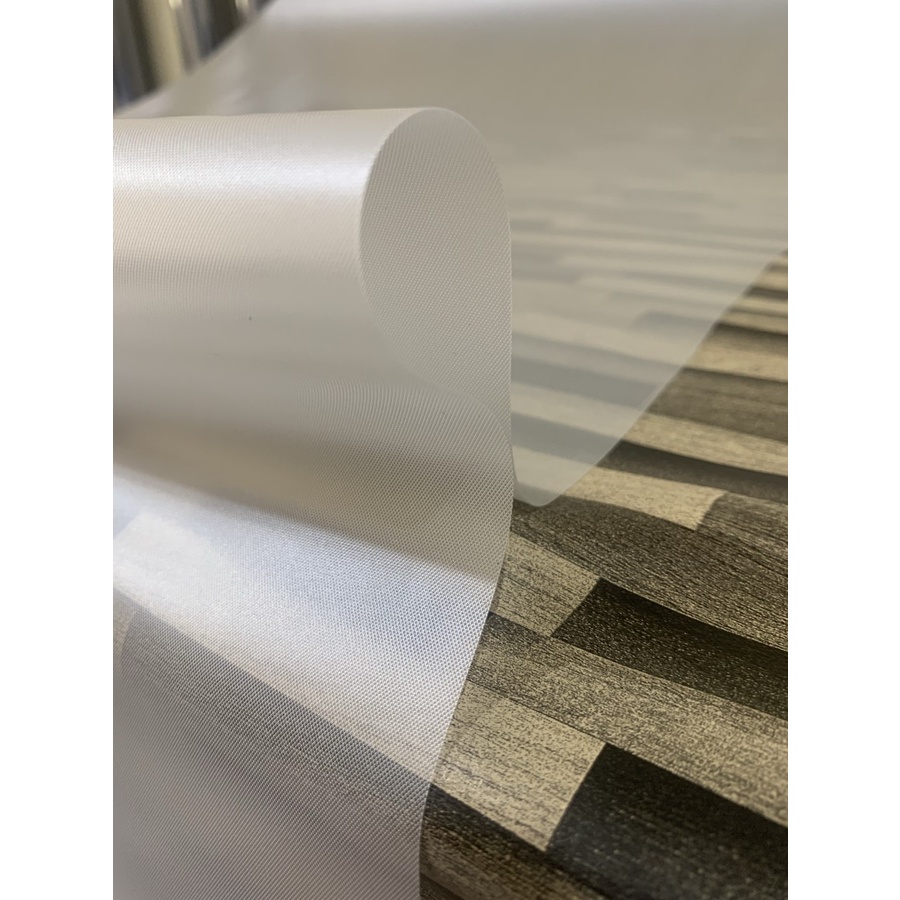 

RB MIKA LEMAS TAPLAK MEJA DOFF TEBAL 0.30 MM LEBAR 137 CM