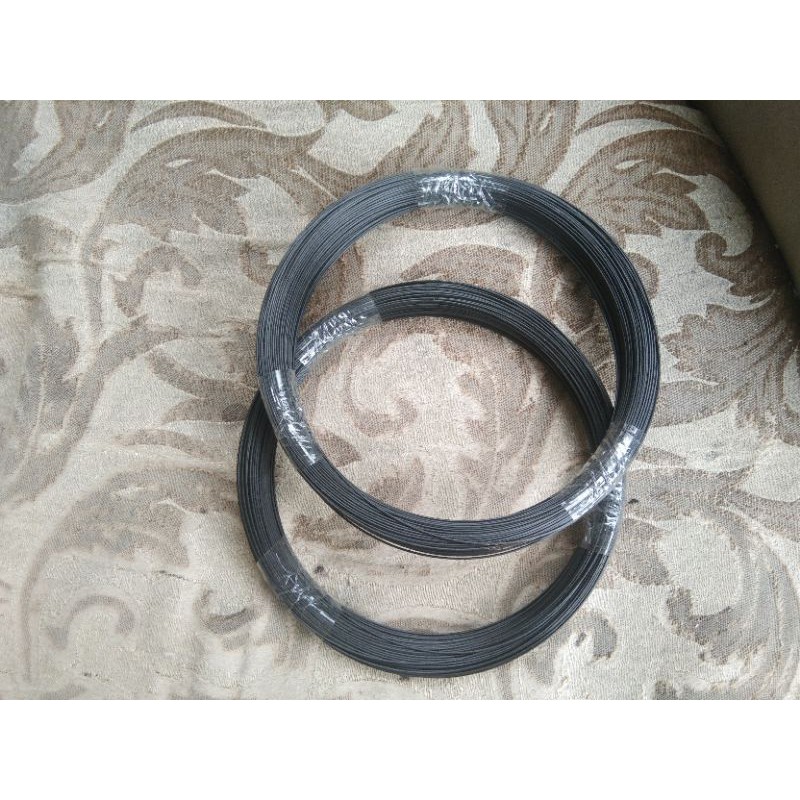 Jeruji fiber hitam ( non kulitan) dengan berbagai ukuran
