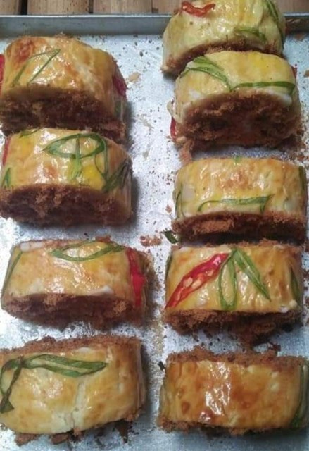 Loyang Pizza Tebal (tinggi 2cm)
