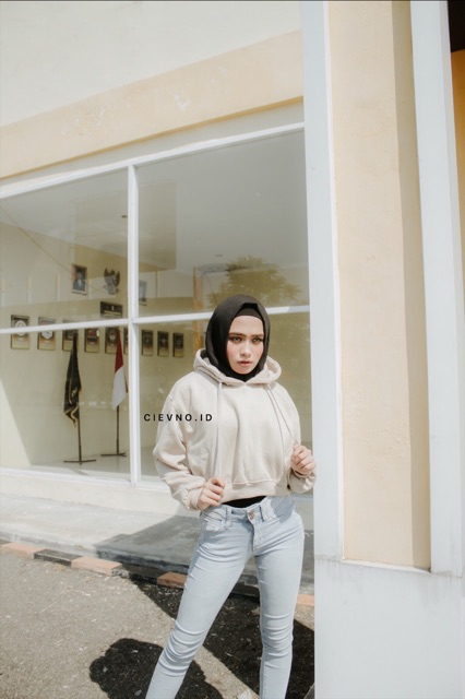 HOODIE CROP UBC ALL SIZE M FIT TO L