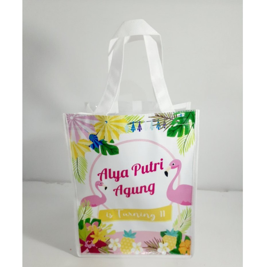 

Tas Souvenir Ulang Tahun Mika flamingo/ Tas Ultah Mika Custom Sablon Nama Anak