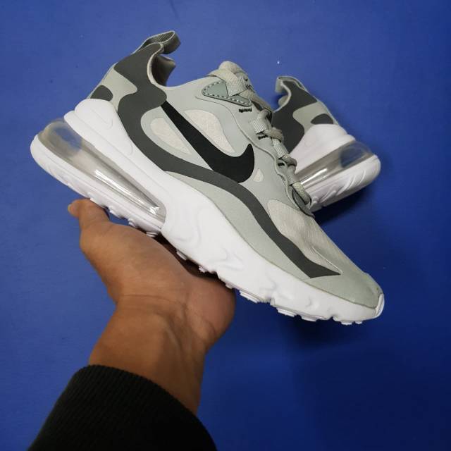 air max 270 react grey black