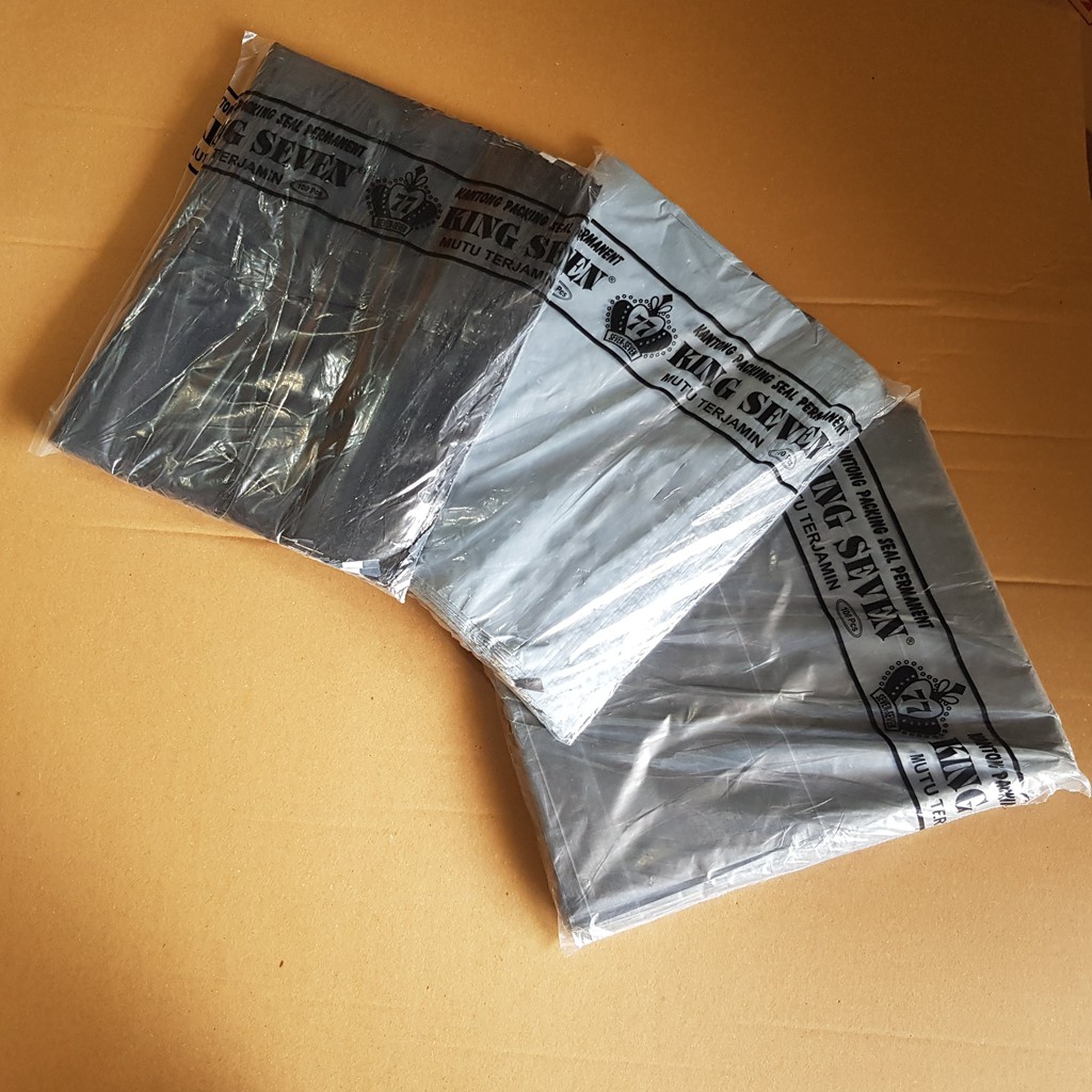 

POLYMAILER PLASTIK PACKING UKURAN 20x30 1 PACK ISI 100 LEMBAR / PLASTIK PACKING OLSHOP TERMURAH