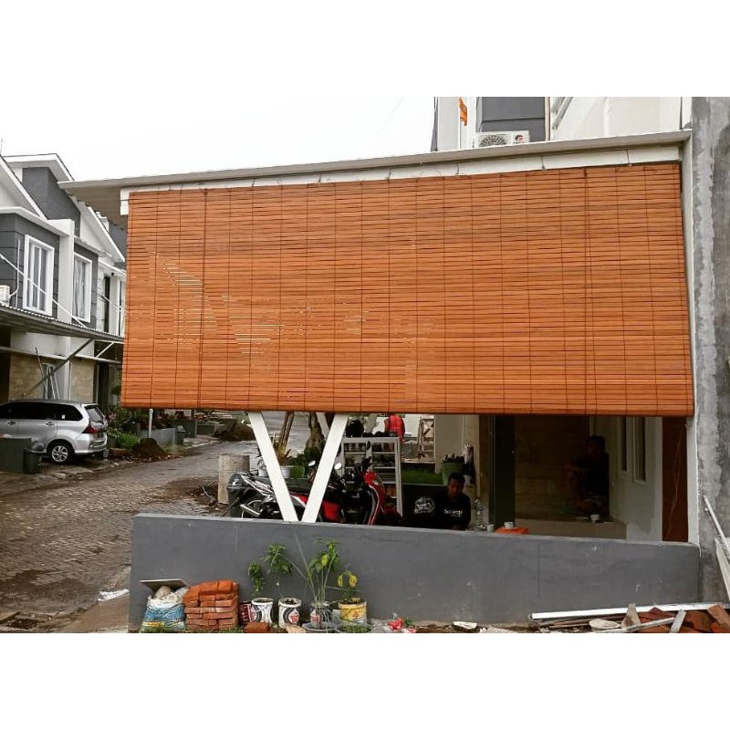 Tirai Kayu Krey Kayu Krei Kayu Bengkirai Finishing Ukuran 250 x 250 Outdoor