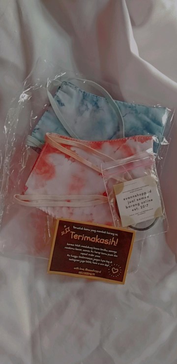Masker Tie-dye 2 Lapis Terjangkau Murah Keren