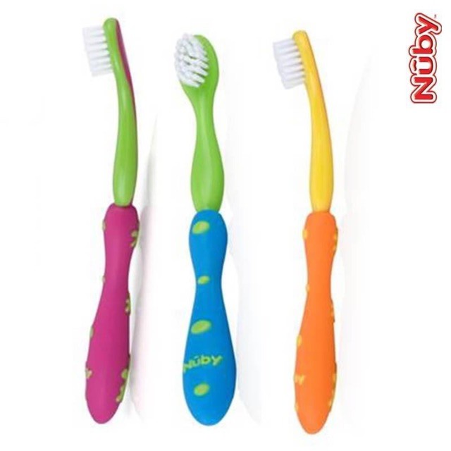NUBY 1PK TOOTH BRUSH WITH BRISTLES / SIKAT GIGI