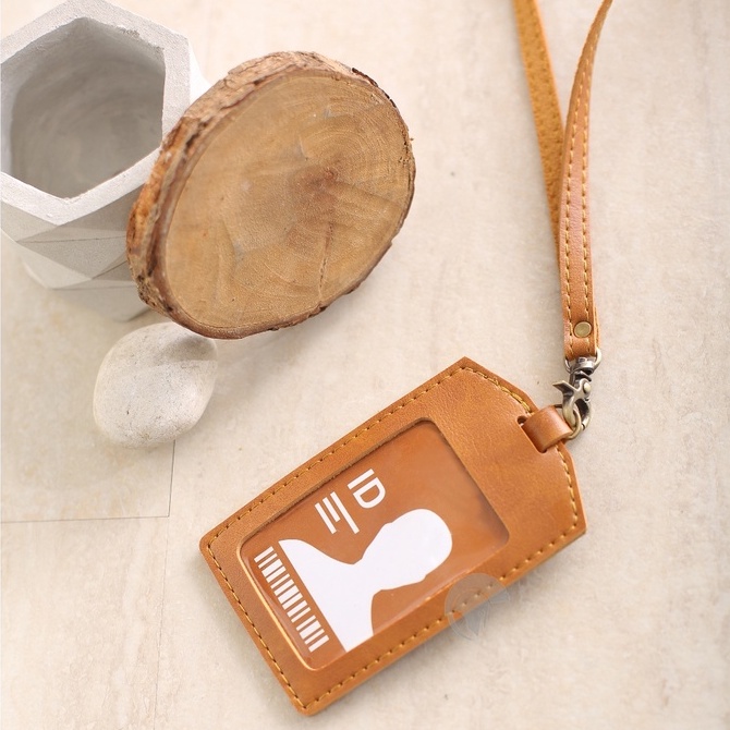 

Name Tag ID Card Holder Patuk Coklat Kalung ID Badge Leather Clip Gantungan Magnet Identitas
