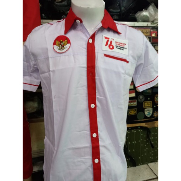 kemeja Hut Ri 76
