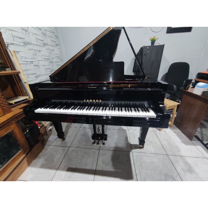 piano grand yamaha