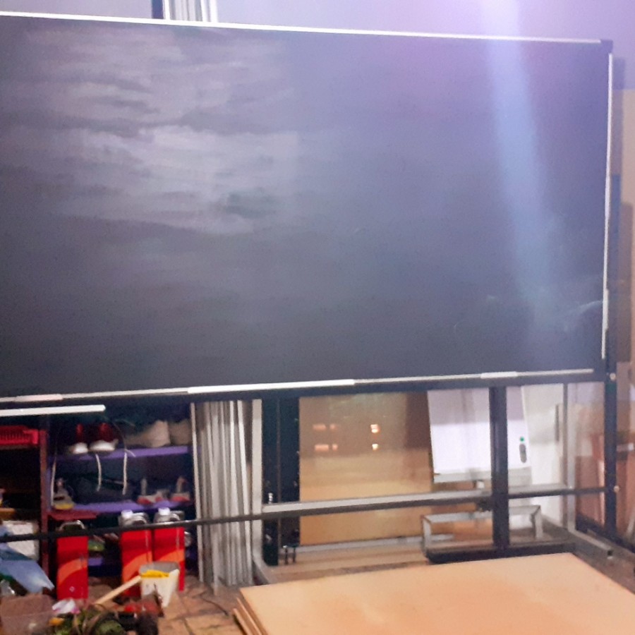 

Papan Tulis Standing 2 Muka Hitam + Putih