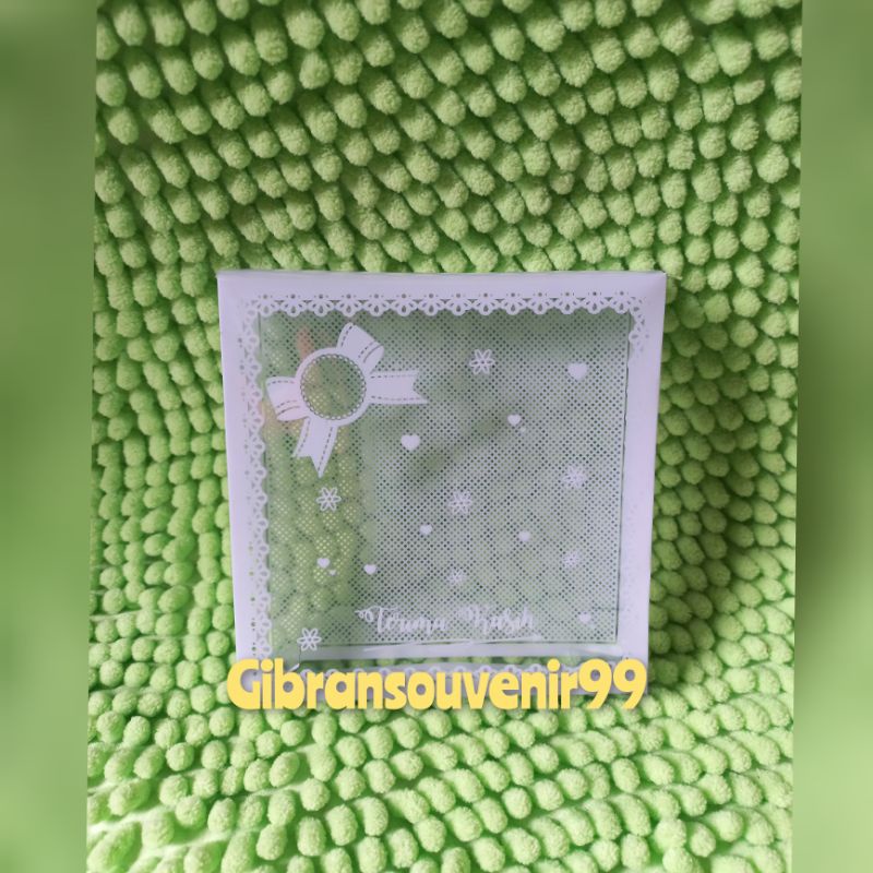 Box Mika asbak/ visin 12x12x2