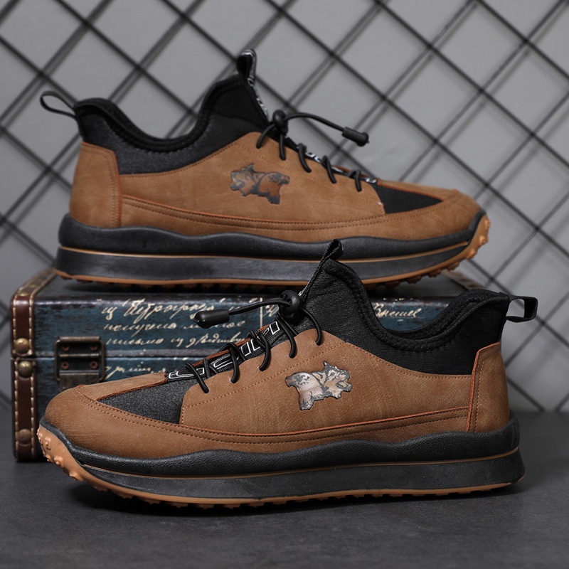 Highland Sepatu Sneakers Pria Kasual Sepatu Pria Santai Sepatu Olahraga Running Ringan Nyaman Sepatu Cowok KSC101