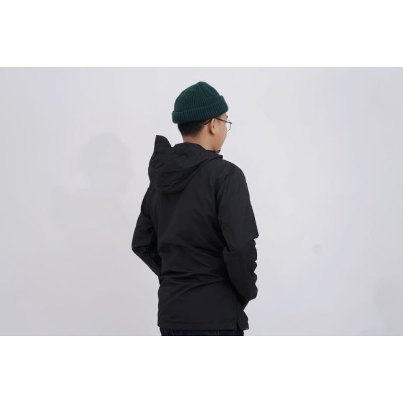 Jaket Pria Cagoule Polos Saku Doraemon