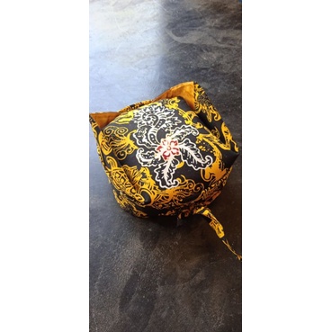 udeng ikawangi. udeng osing. udeng banyuwangi. udeng batik