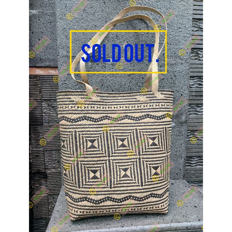 TAS ANYAMAN ROTAN DAYAK HANDMADE KALIMANTAN