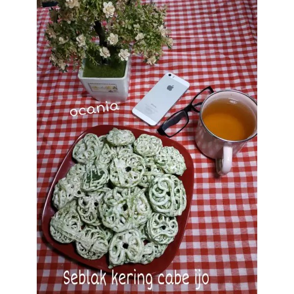 

Ocania Seblak Kering Bandung Juara - Cabe Hijau