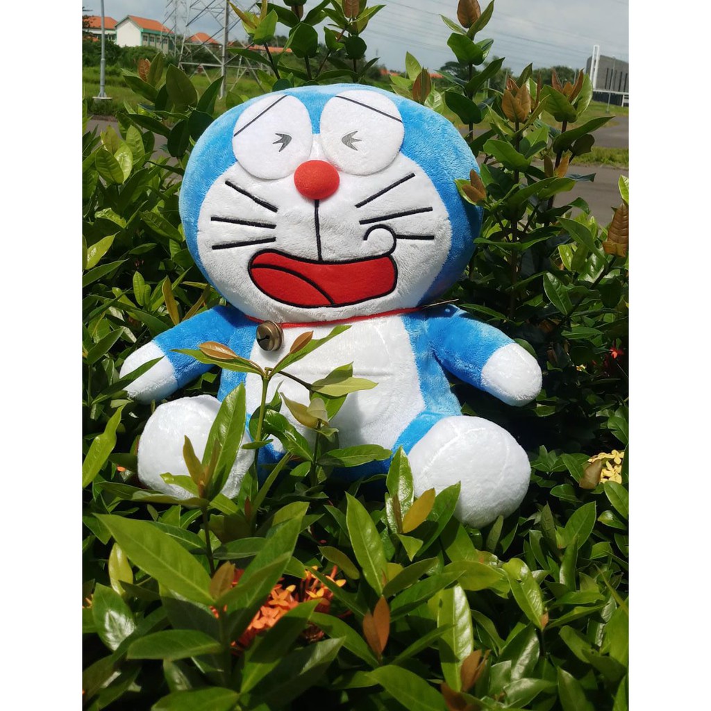 BONEKA DORAEMON XL