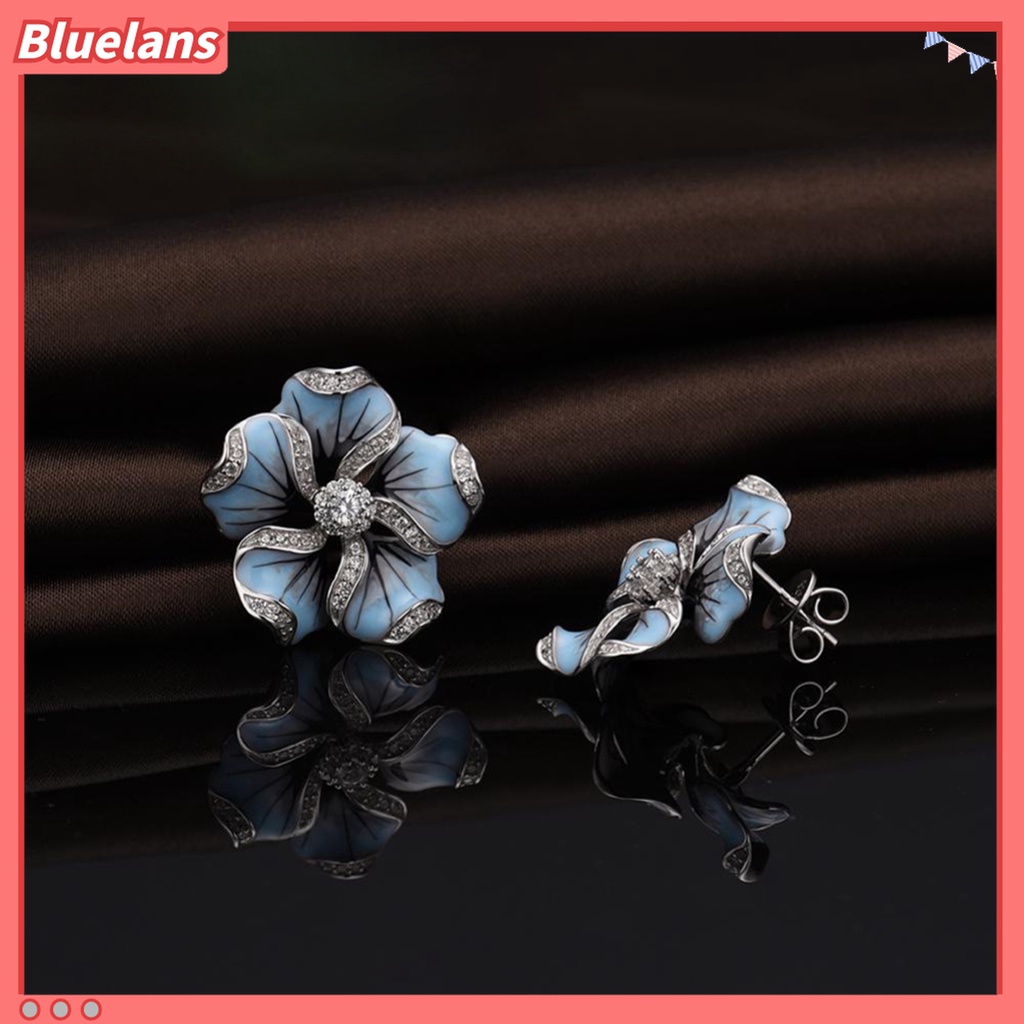 Anting Bentuk Bunga Bahan Alloy Aksen Kubik Zirkon Hypoallergenic Untuk Harian