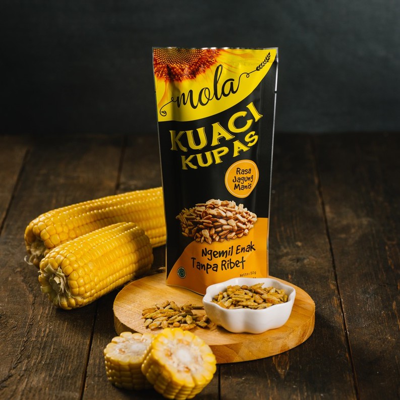 Mola Kuaci Kupas Panggang / kuaci bunga matahari / Sunflower Seed