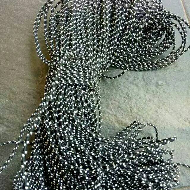 Tali perusik / tali elang / tali burung hantu