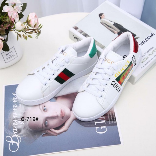 Sepatu batam  GUCCI Ace Logo Sneakers G-719