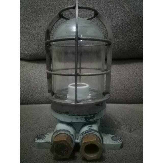 Lampu kapal jadul antik lawas