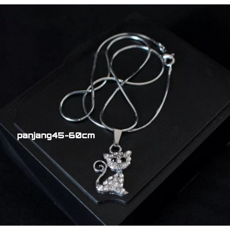 Kalung Liontin Cantik / Permata Anggora