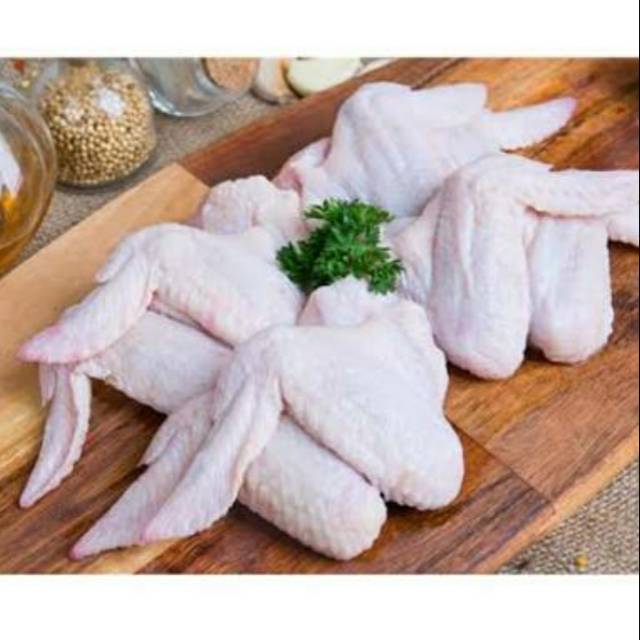 

SAYAP AYAM PER 500 GRAM - DAGING AYAM SEGAR RINDU SAYURAN CIMAHI
