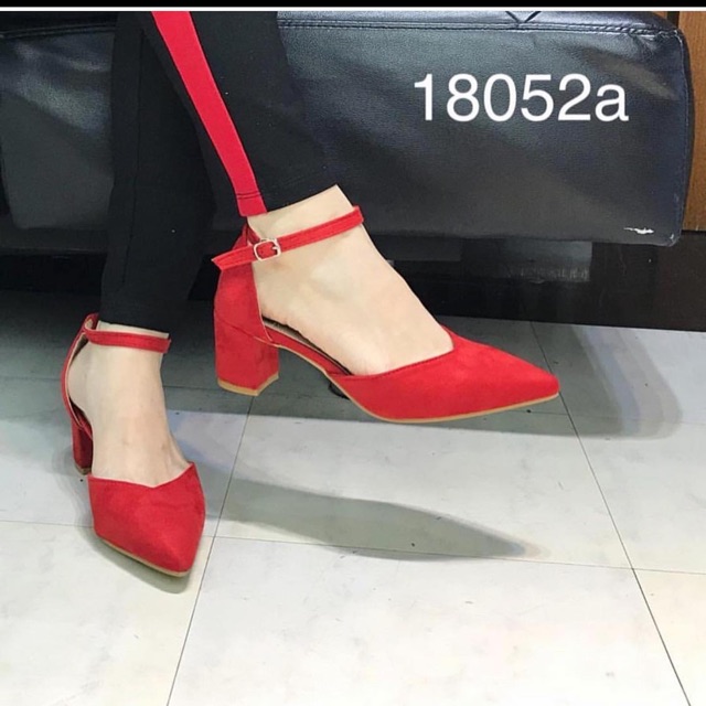 Heels 18052a