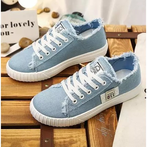 SEPATU WANITA MODIS PEREMPUAN VERSI KOREA BARU DARI GAYA SEPATU WANITA MODIS PEREMPUAN VERSI KOREA BARU DARI GAYA