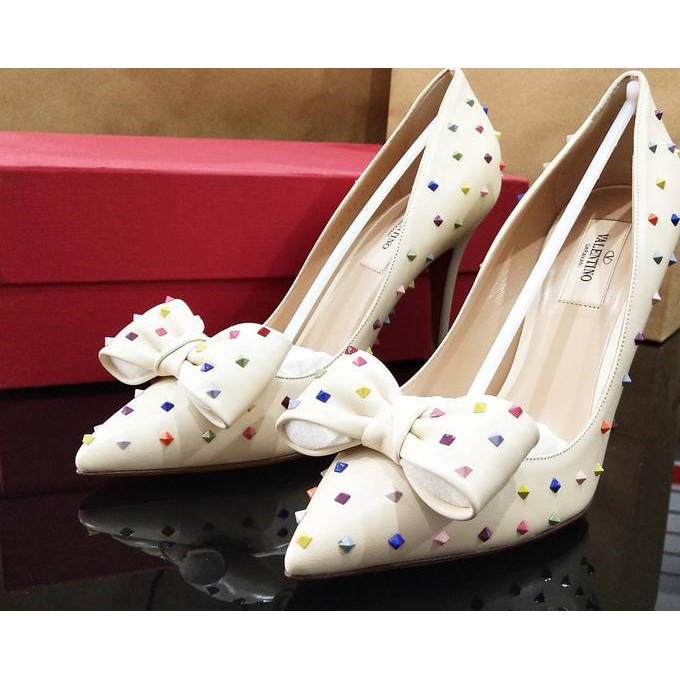 harga heels valentino