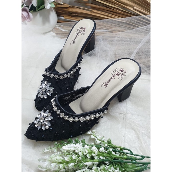 sepatu Mauzia hitam tinggi 7cm tahu
