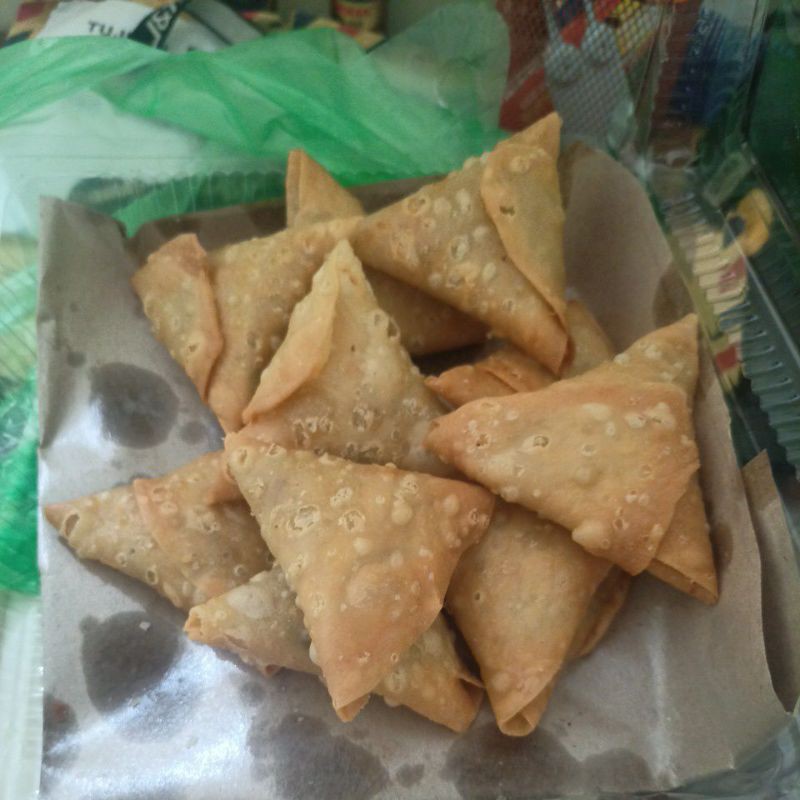 

Makanan by nur Annisa bo'di