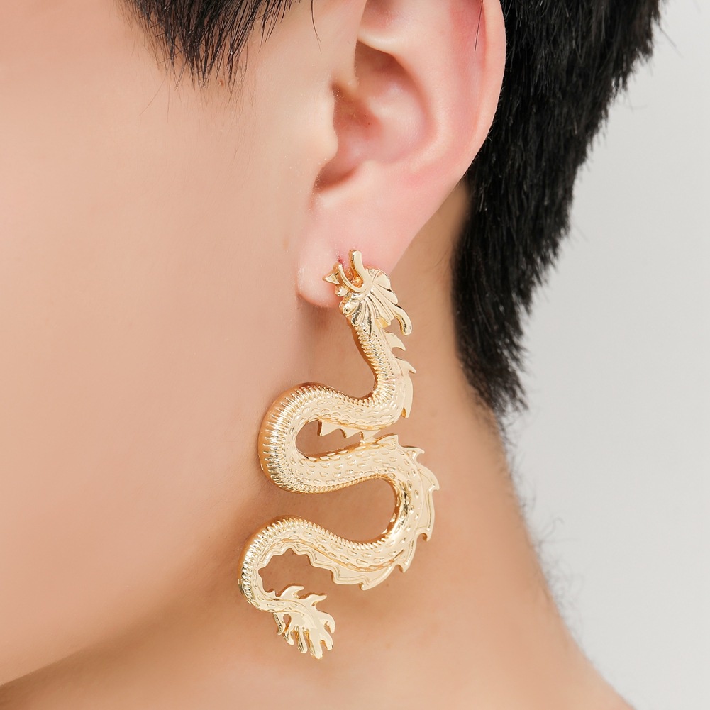 Anting Stud Bentuk Naga Melengkung Bahan Alloy Untuk Wanita