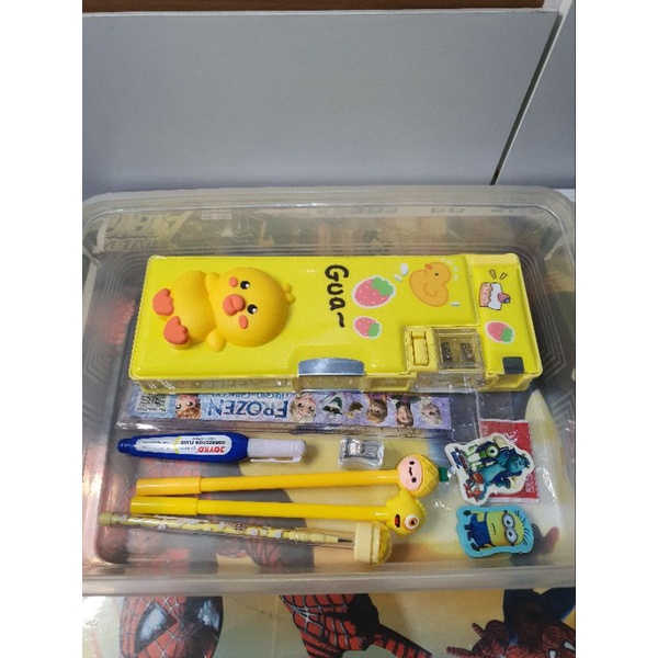 

Paket kotak pensil free capit 1x