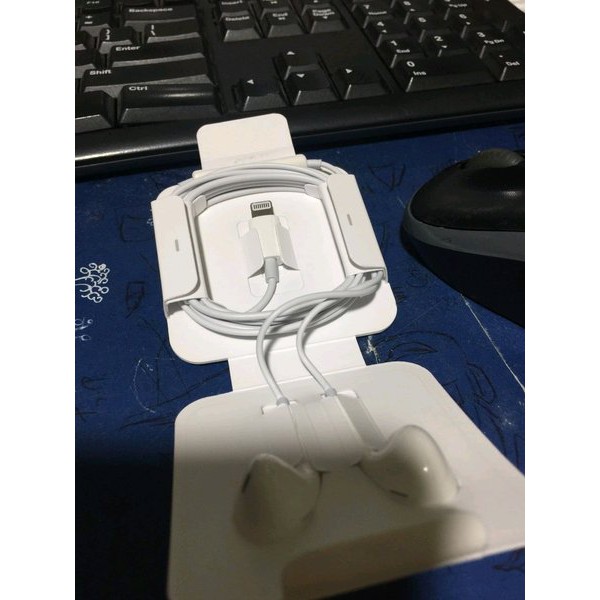 Miliki headset lightning iphone 7 terjangkau