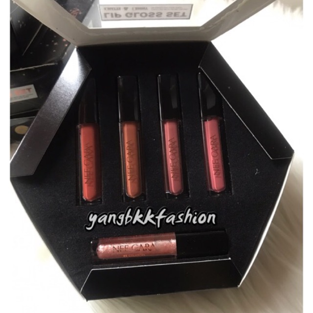 Nee Cara lip package
