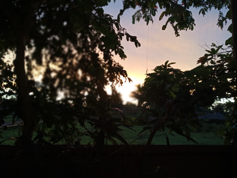 Kantong Plastik Kresek Ungu Sinar Jaya Uk. 33 ( Super ) Hdpe