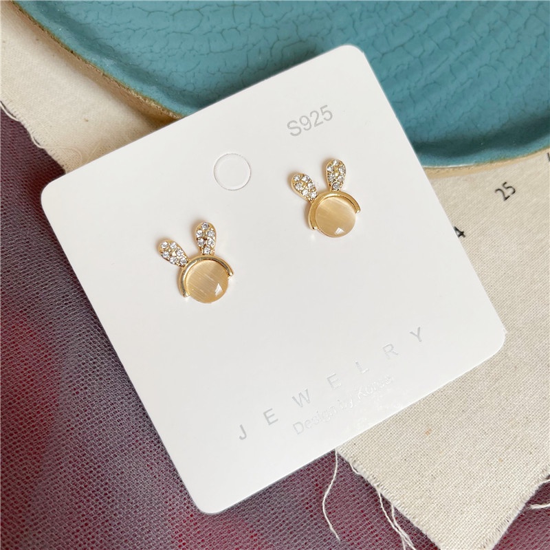 Anting Tusuk Bahan Alloy Desain Kelinci Hias Opal Gaya Trendy Untuk Wanita