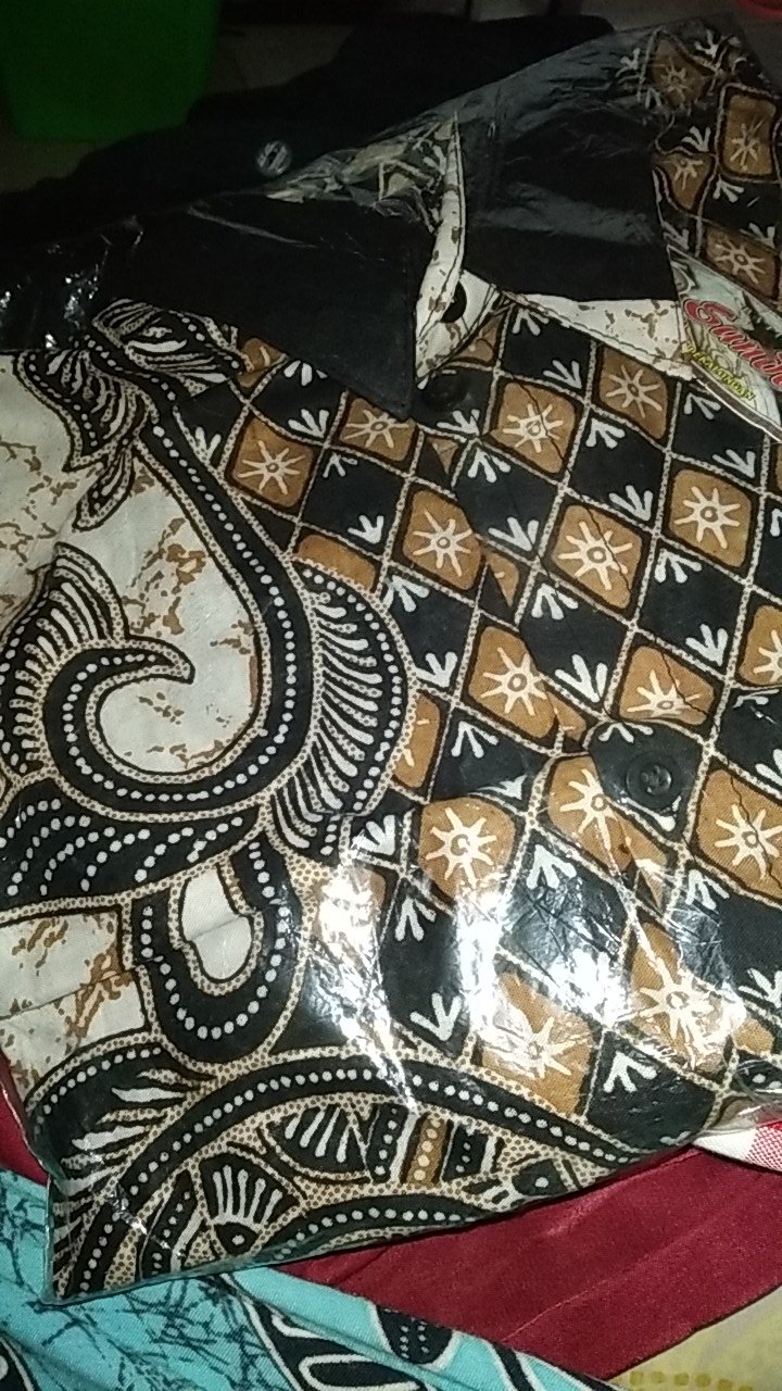 Batik Pria Kode 75 / Hem Batik Pekalongan Lengan Pendek
