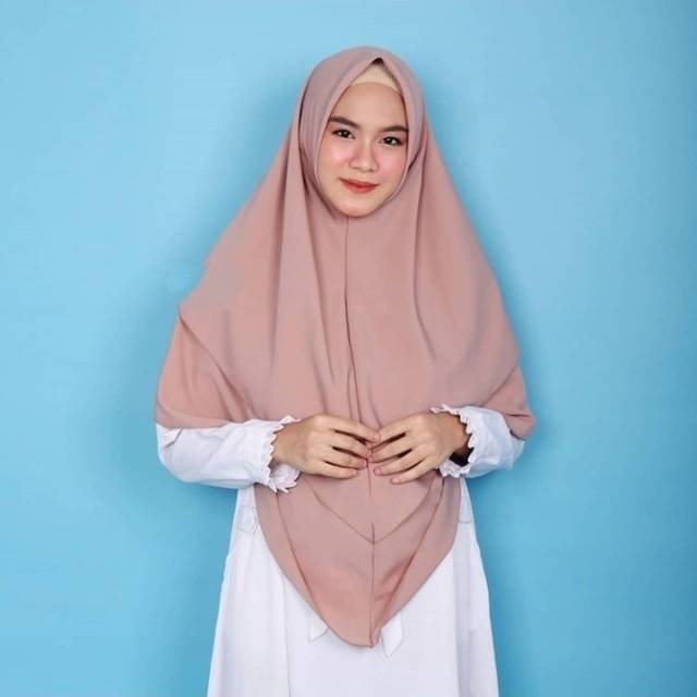 Delia instant khimar layer diamond crepe italiano (beli 3=100k)-2