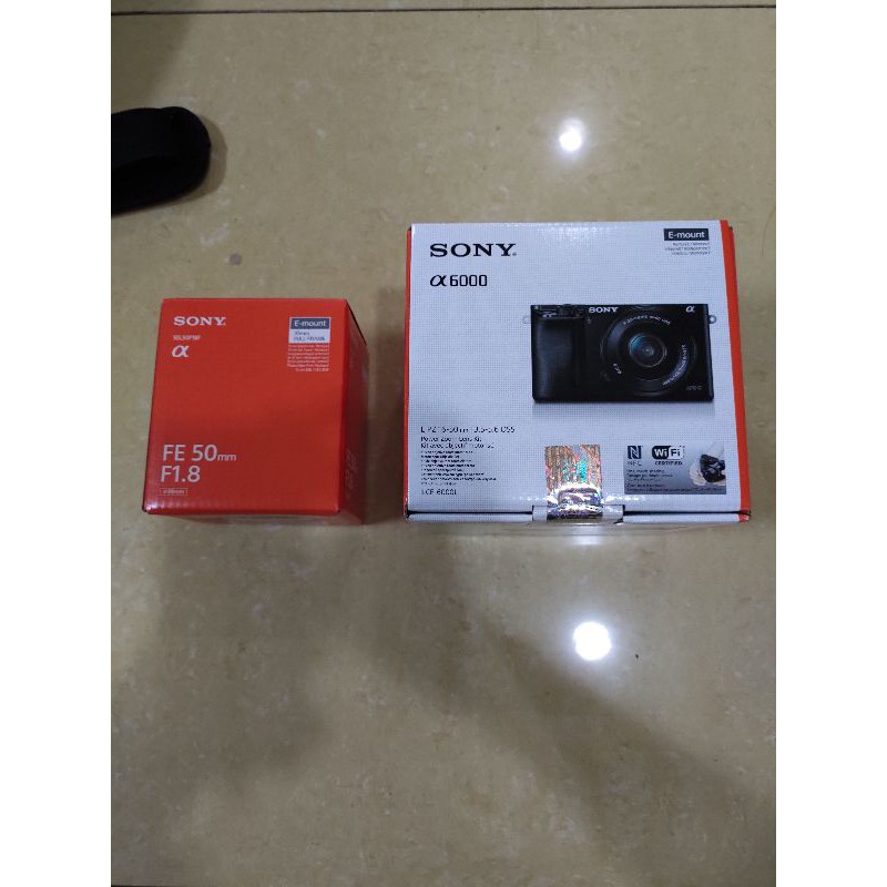 Sony Alpha A6000 Kit 16-50mm + Lensa Sony FE 50mm F/1.8 Resmi Sony