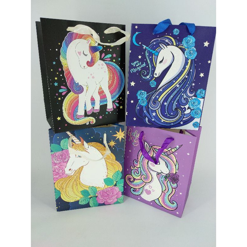 

PAPERBAG UNICORN "S" 18X23X10CM /PR637M/ TAS KERTAS KADO KUDA UNICORN