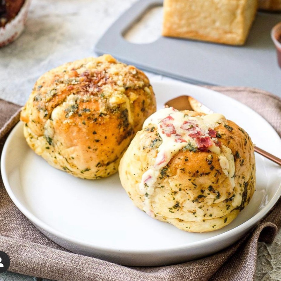 

Cheesy Garlic Bread Korea