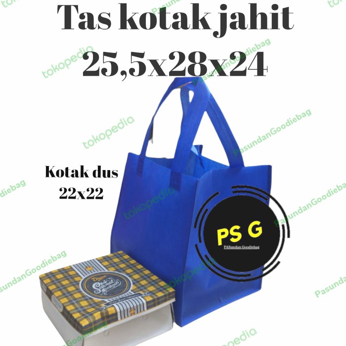 

✨ BISA COD ✨ spunbond kotak dus 22x22 - Magenta